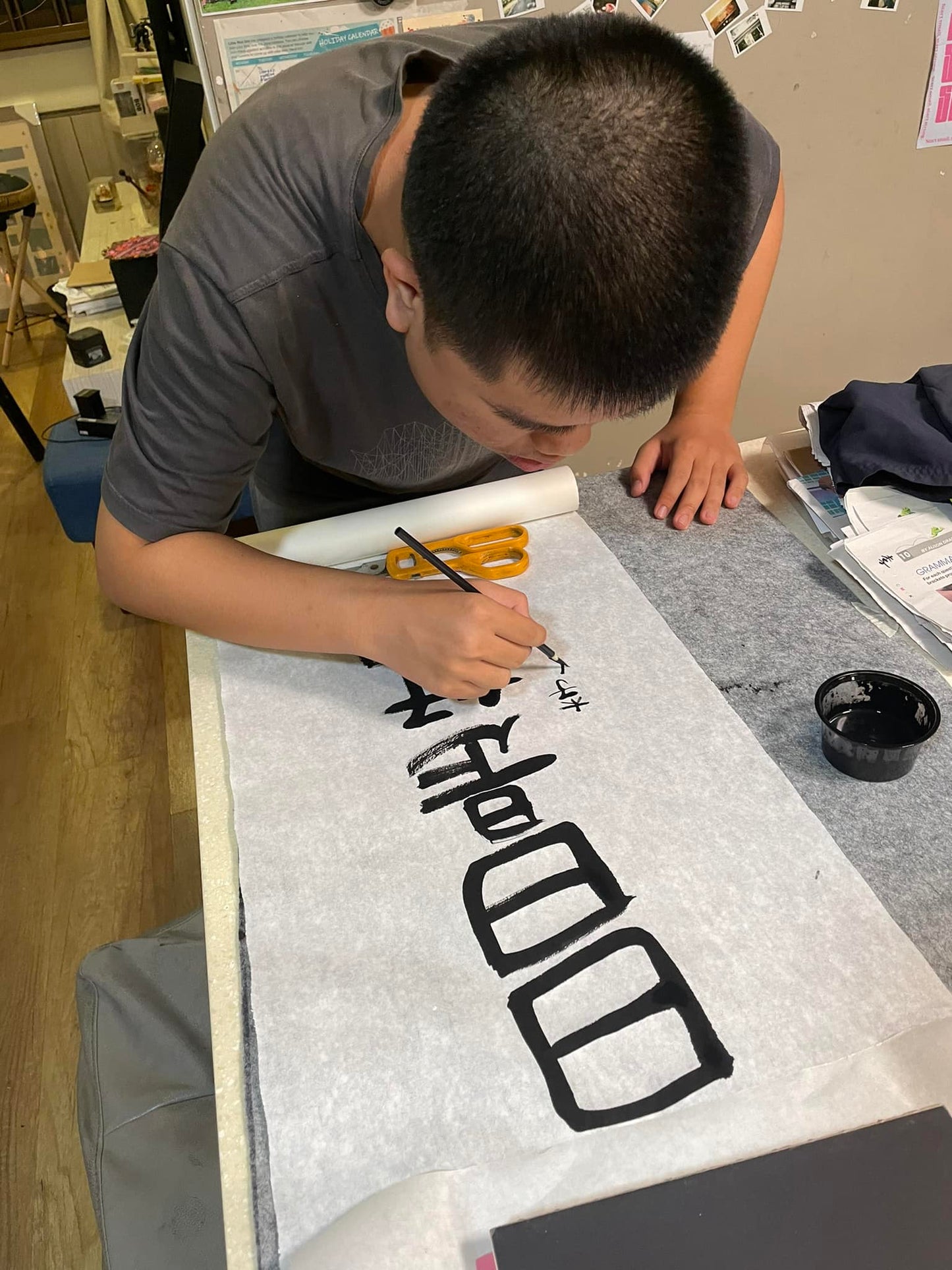 订购《樂樂体》毛笔字 Commissioned pieces (A2size/ artwork more then 12 words) 关于费用询问请whatsapp 到 +65-91003436 给 Bob。 运费另计-$25 - $30 grab express