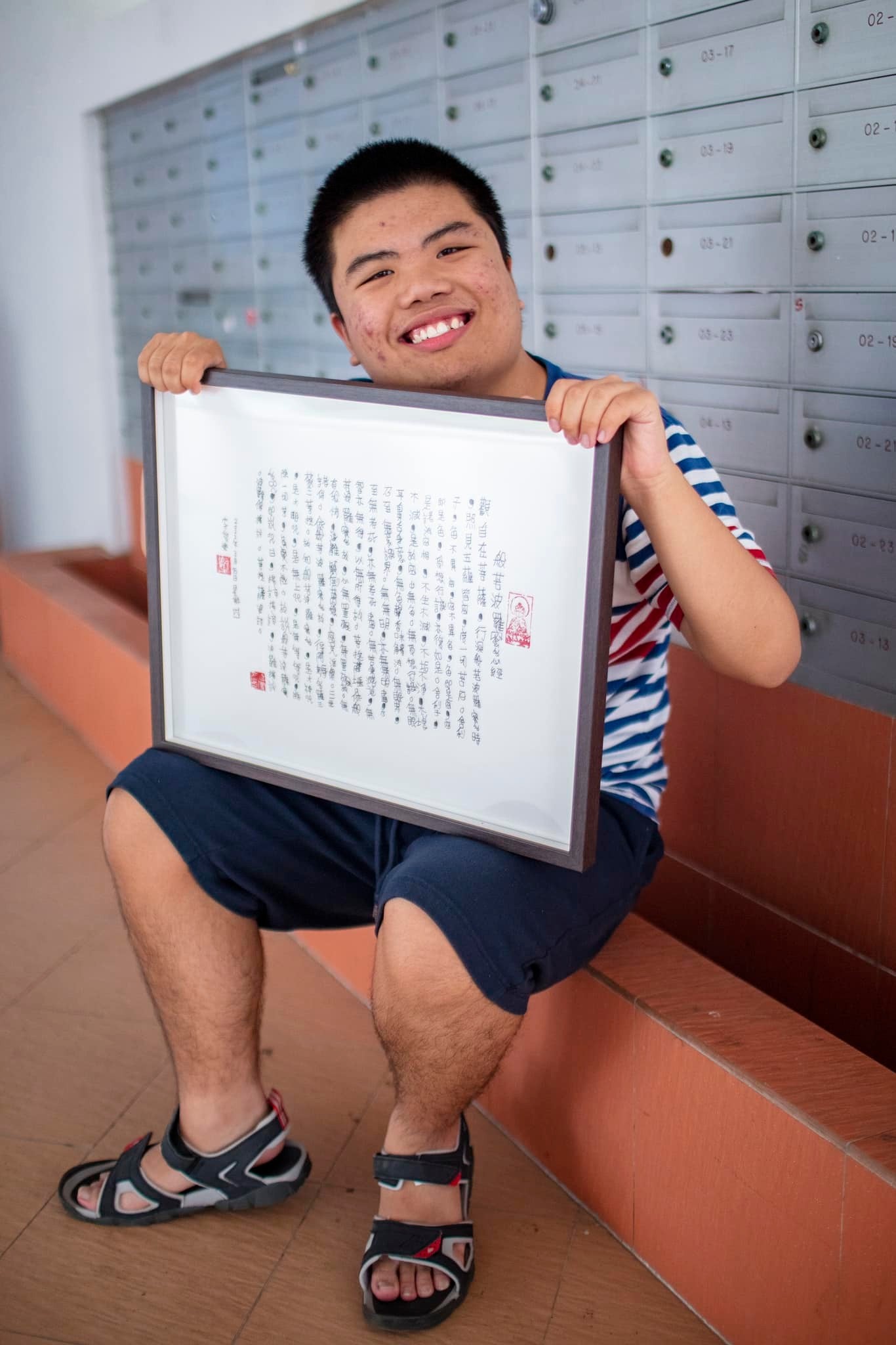 订购《樂樂体》毛笔字 Commissioned pieces (A2size/ artwork more then 12 words) 关于费用询问请whatsapp 到 +65-91003436 给 Bob。 运费另计-$25 - $30 grab express